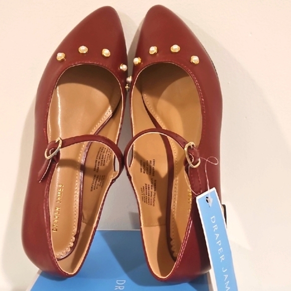Draper James Miley Mary Jane Women's Red Flats with Pearl Details - Picture 6 of 9